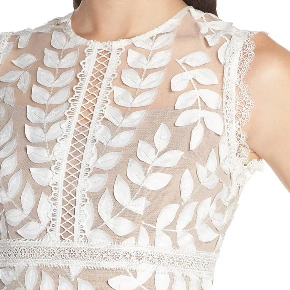 BRONX & BANCO Saba Leaf Appliqué Lace Midi Dress in White Size Medium NWT - Picture 8 of 12